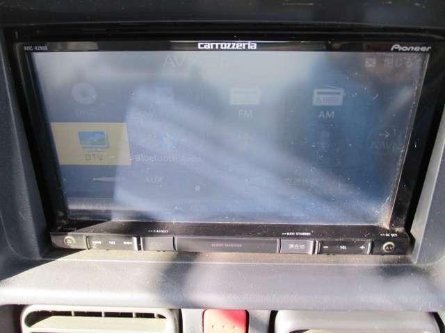 キャリイトラック ＫＣエアコン・パワステ　社外メモリーナビ／地デジ／ＣＤ／ＤＶＤ／Ｂｌｕｅｔｏｏｔｈ／ＳＤカード　前ドラレコ　エアコンフロアオートマ　３方開　スペアキー付　スペアタイヤ　Ｗエアバッグ　保証書　取説（6枚目）