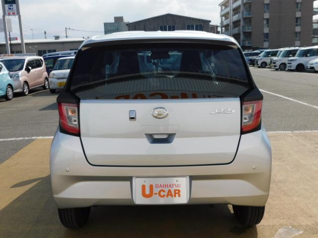 X SAIII ワンオーナー車 純正ディスプレイオーディオ バックモニター LEDヘッドライト キーレスエントリー 走行距離17,516km(6枚目)