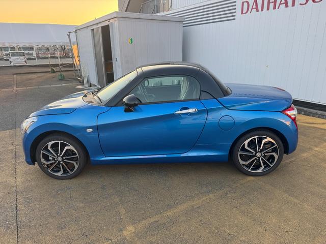 コペン ローブ　令和７年式　弊社デモカーＵＰ車　５ＭＴ車（4枚目）
