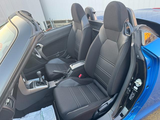 コペン ローブ　令和７年式　弊社デモカーＵＰ車　５ＭＴ車（23枚目）
