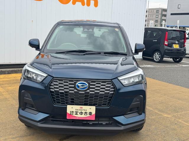 ロッキー Ｘ　ＨＥＶ　令和４年式　衝突低減ブレーキ　純正ディスプレイオーディオ　ドラレコ　ＥＴＣ（2枚目）