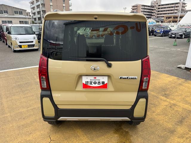 タント ファンクロスターボ 純正フルセグナビ ドラレコ バックモニター Bluetooth 衝突低減ブレーキ シートヒーター(6枚目)