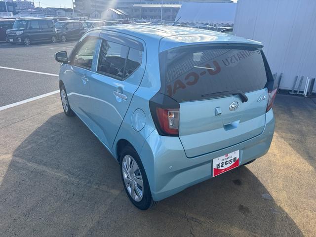 �����h�A�E�����N�H�[�^�[�E�o�b�N�h�A�E�B���h�E�ɃX���[�N�h�K���X���̗p