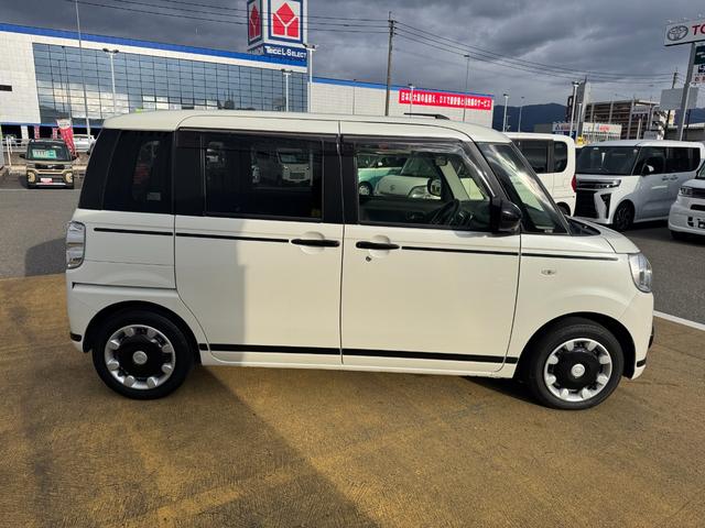 ムーヴキャンバス ＧブラックアクセントＶＳ　ＳＡＩＩＩ　純正フルセグナビ　ドラレコ　パノラマモニター　Ｂｌｕｅｔｏｏｔｈ（8枚目）