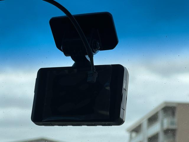 �ԗ��̏ڍׂ��Ԃɕt���܂��Ă̓X�^�b�t�܂ł��C�y�ɂ��₢���킹���������B