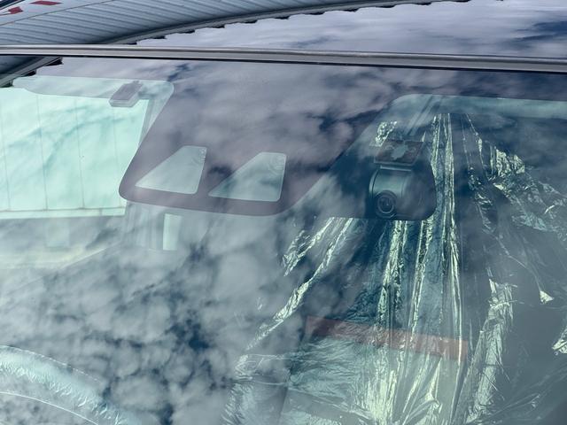 �ԗ��̏ڍׂ��Ԃɕt���܂��Ă̓X�^�b�t�܂ł��C�y�ɂ��₢���킹���������B