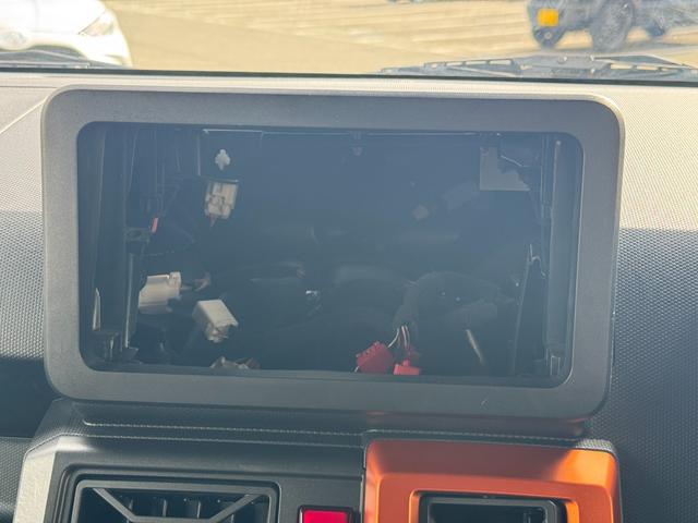 �ԗ��̏ڍׂ��Ԃɕt���܂��Ă̓X�^�b�t�܂ł��C�y�ɂ��₢���킹���������B