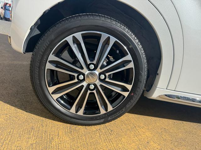 �ԗ��̏ڍׂ��Ԃɕt���܂��Ă̓X�^�b�t�܂ł��C�y�ɂ��₢���킹���������B