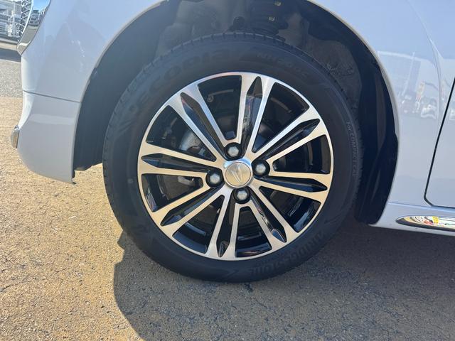 �ԗ��̏ڍׂ��Ԃɕt���܂��Ă̓X�^�b�t�܂ł��C�y�ɂ��₢���킹���������B