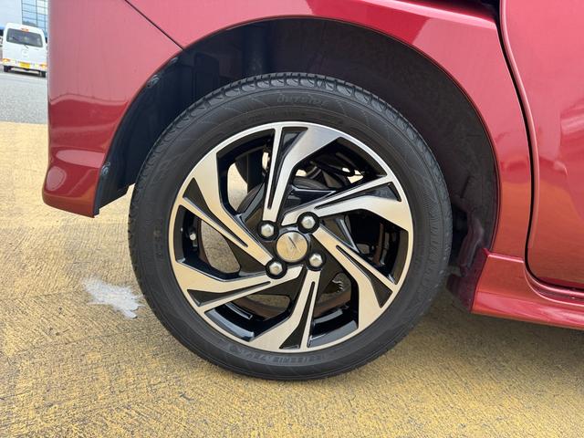 �ԗ��̏ڍׂ��Ԃɕt���܂��Ă̓X�^�b�t�܂ł��C�y�ɂ��₢���킹���������B