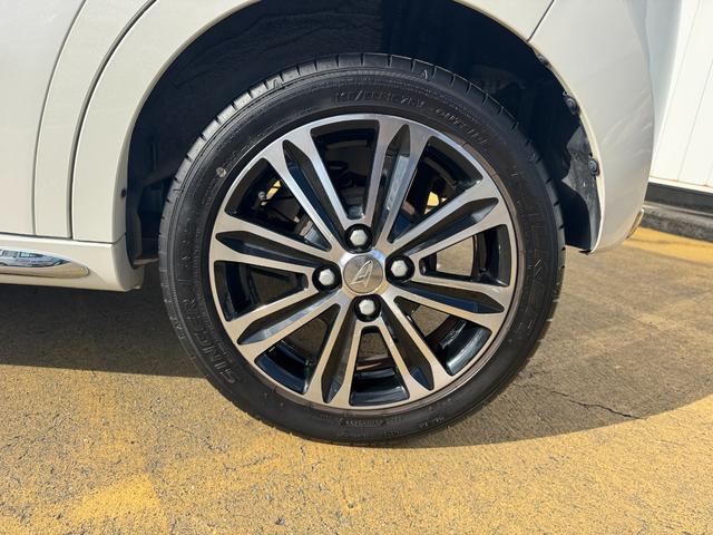 �ԗ��̏ڍׂ��Ԃɕt���܂��Ă̓X�^�b�t�܂ł��C�y�ɂ��₢���킹���������B