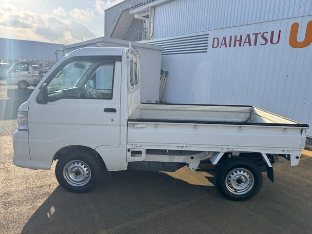 �l�C�̃J���[��