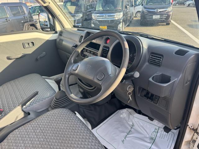 �����N���[�j���O��