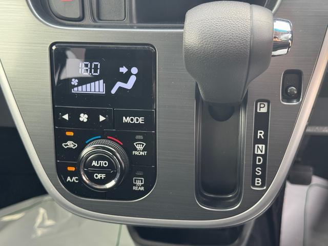 �ԗ��̏ڍׂ��Ԃɕt���܂��Ă̓X�^�b�t�܂ł��C�y�ɂ��₢���킹���������B