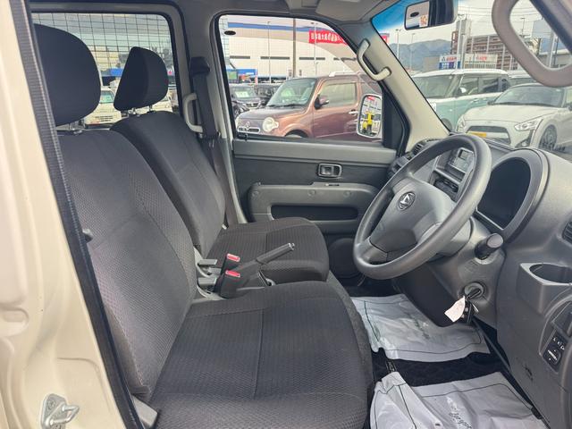 ハイゼットカーゴ クルーズリミテッド 5MT マニュアル車 ETC キーフリー(11枚目)