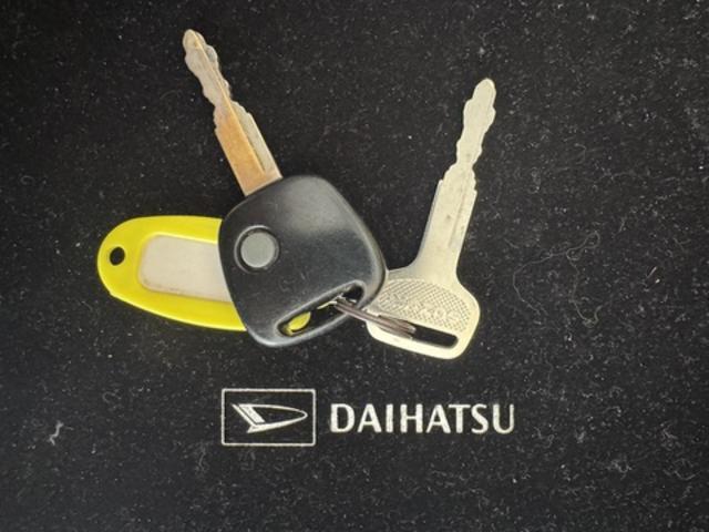 �ԗ��̏ڍׂ��Ԃɕt���܂��Ă̓X�^�b�t�܂ł��C�y�ɂ��₢���킹���������B