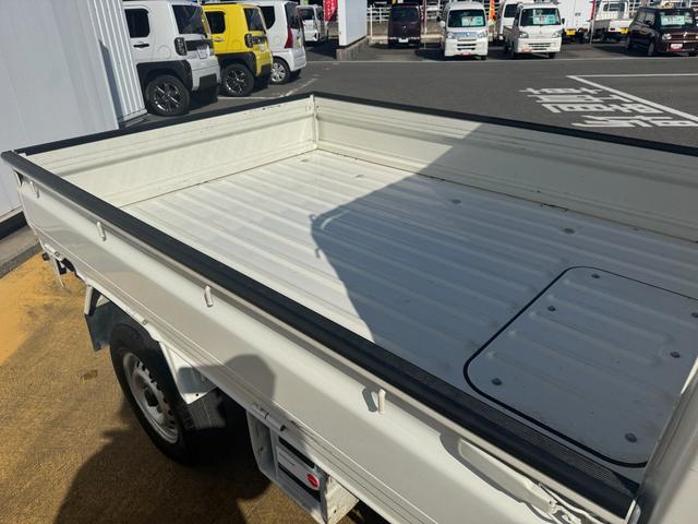 ハイゼットトラック スペシャル　マニュアル車　４ＷＤ（10枚目）