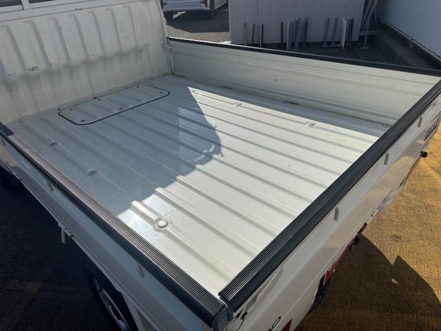 ハイゼットトラック スペシャル　マニュアル車　４ＷＤ（12枚目）