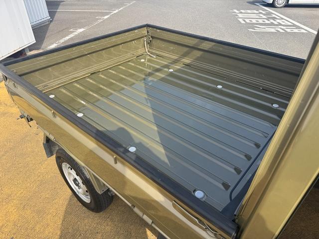 ハイゼットトラック ジャンボ　５ＭＴ車　４ＷＤ　喫煙車（10枚目）