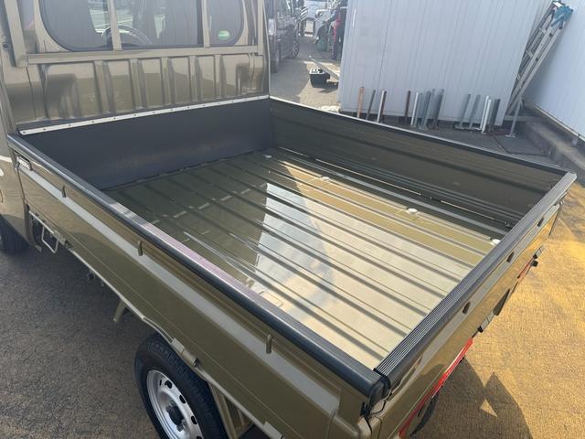 ハイゼットトラック ジャンボ　５ＭＴ車　４ＷＤ　喫煙車（12枚目）