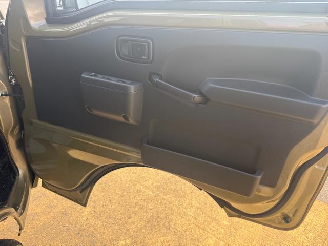 ハイゼットトラック ジャンボ　５ＭＴ車　４ＷＤ　喫煙車（17枚目）