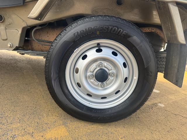 ハイゼットトラック ジャンボ　５ＭＴ車　４ＷＤ　喫煙車（34枚目）