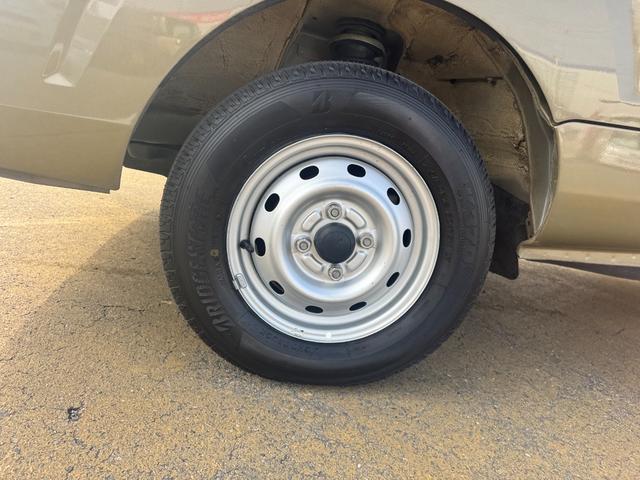 ハイゼットトラック ジャンボ　５ＭＴ車　４ＷＤ　喫煙車（35枚目）