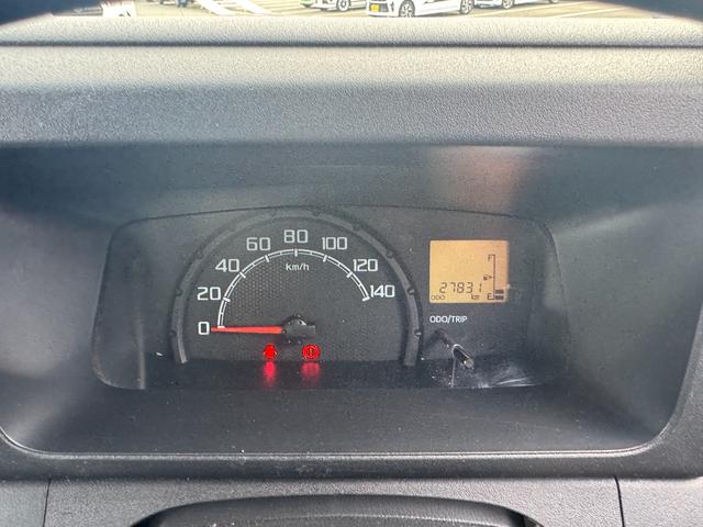 ハイゼットトラック ジャンボＳＡＩＩＩｔ　喫煙車　４ＷＤ　５ＭＴ車　衝突低減ブレーキ　ＣＤチューナー（23枚目）