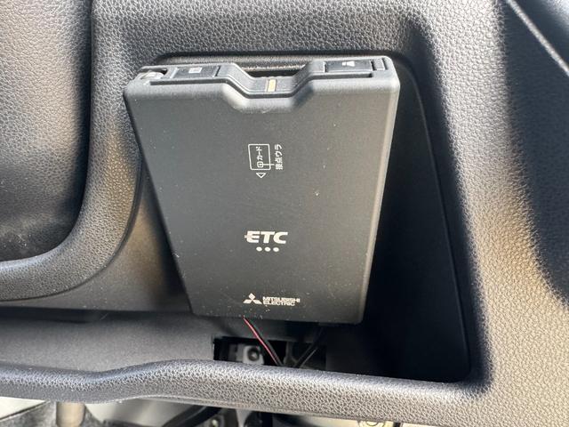 �ԗ��̏ڍׂ��Ԃɕt���܂��Ă̓X�^�b�t�܂ł��C�y�ɂ��₢���킹���������B