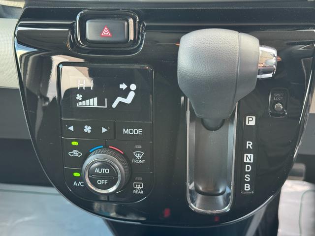 ムーヴキャンバス Ｇブラックアクセントリミテッド　ＳＡＩＩＩ　純正フルセグナビ　ドラレコ　パノラマモニター（25枚目）