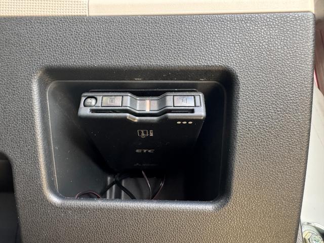 �ԗ��̏ڍׂ��Ԃɕt���܂��Ă̓X�^�b�t�܂ł��C�y�ɂ��₢���킹���������B