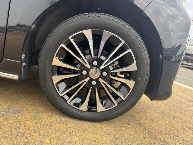 �ԗ��̏ڍׂ��Ԃɕt���܂��Ă̓X�^�b�t�܂ł��C�y�ɂ��₢���킹���������B