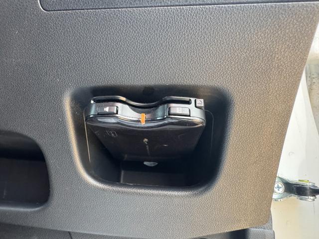 �ԗ��̏ڍׂ��Ԃɕt���܂��Ă̓X�^�b�t�܂ł��C�y�ɂ��₢���킹���������B