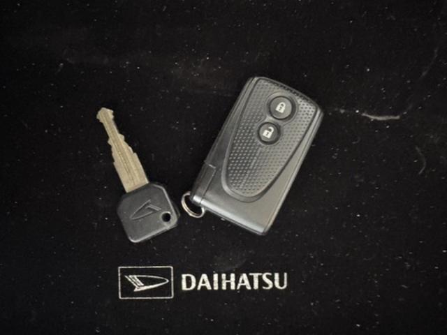 ミラココア ココアX 純正CDチューナー(25枚目)