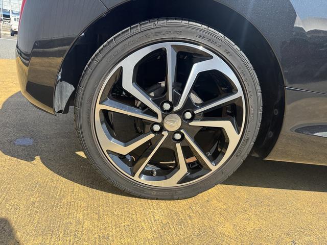 �ԗ��̏ڍׂ��Ԃɕt���܂��Ă̓X�^�b�t�܂ł��C�y�ɂ��₢���킹���������B