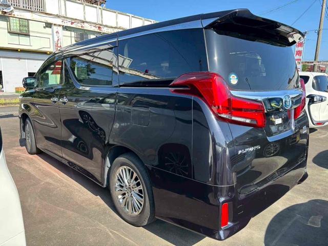 アルファードハイブリッド ＳＲ　Ｃパッケージ　４ＷＤ　バックカメラ　ナビ　ＴＶ　クリアランスソナー　オートクルーズコントロール　レーンアシスト　衝突被害軽減システム　両側電動スライドドア　オートマチックハイビーム　ＬＥＤヘッドランプ　サンルーフ（17枚目）