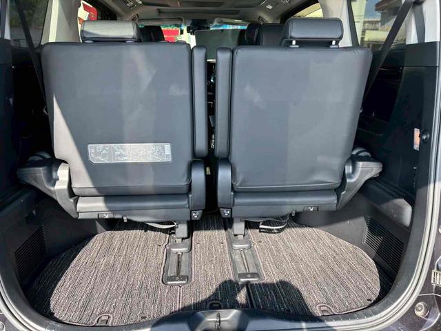 アルファードハイブリッド ＳＲ　Ｃパッケージ　４ＷＤ　バックカメラ　ナビ　ＴＶ　クリアランスソナー　オートクルーズコントロール　レーンアシスト　衝突被害軽減システム　両側電動スライドドア　オートマチックハイビーム　ＬＥＤヘッドランプ　サンルーフ（18枚目）