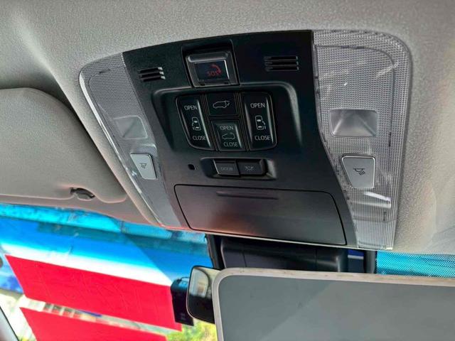 アルファードハイブリッド ＳＲ　Ｃパッケージ　４ＷＤ　バックカメラ　ナビ　ＴＶ　クリアランスソナー　オートクルーズコントロール　レーンアシスト　衝突被害軽減システム　両側電動スライドドア　オートマチックハイビーム　ＬＥＤヘッドランプ　サンルーフ（37枚目）