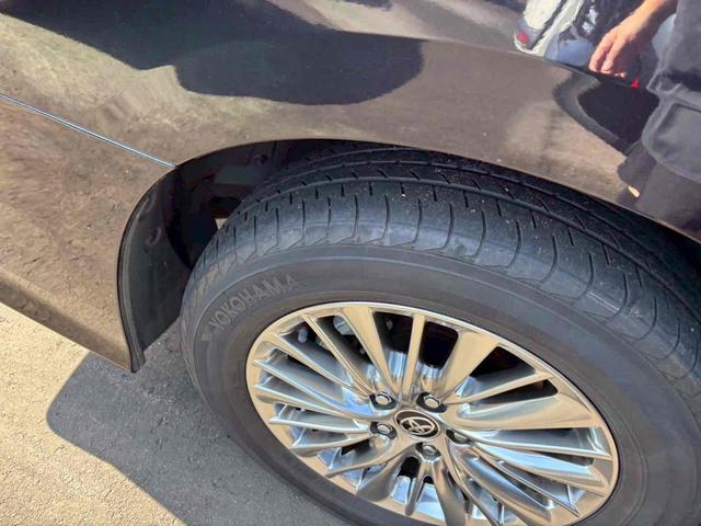 アルファードハイブリッド ＳＲ　Ｃパッケージ　４ＷＤ　バックカメラ　ナビ　ＴＶ　クリアランスソナー　オートクルーズコントロール　レーンアシスト　衝突被害軽減システム　両側電動スライドドア　オートマチックハイビーム　ＬＥＤヘッドランプ　サンルーフ（46枚目）