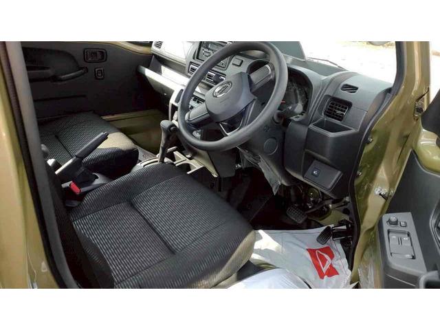 ハイゼットトラック ジャンボエクストラ 4WD CVT 衝突被害軽減システム クリアランスソナー スマートキー アイドリングストップ 電動格納ミラー ESC エアコン 運転席エアバッグ(8枚目)