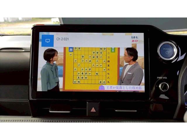 ヴォクシー ハイブリッドS-Z ETC バックカメラ ナビ TV オートクルーズコントロール レーンアシスト 衝突被害軽減システム 両側スライドドア オートマチックハイビーム LEDヘッドランプ スマートキー 電動格納ミラー(6枚目)