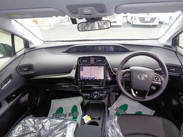 トヨタ プリウス ｓ 後期モデル トヨタセーフティセンス 衝突軽減 全国２年保証 モデリスタエアロ ｌｅｄデイライト 禁煙車 278 0万円 令和元年 19年 福岡県 中古車 価格 Com