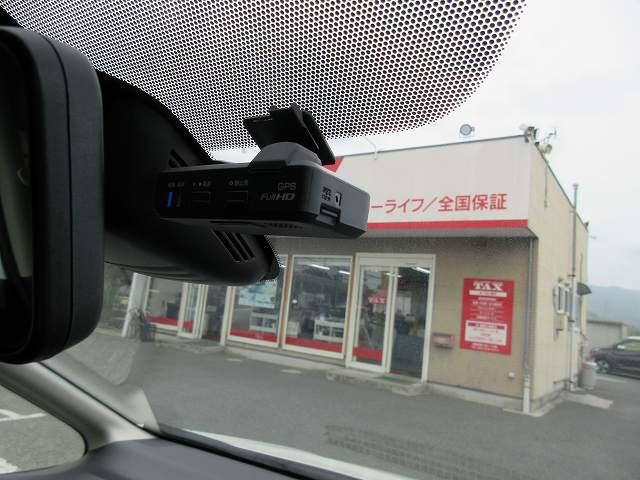 e-パワー ハイウェイスターV プロパイロット セーフティB 7人乗り 全国3年/車両本体価格/走行無制限保証/車検2年整備 衝突被害軽減ブレーキ 全方位モニター 9型ナビ純正/後席用フリップダウンモニター パワースライドドア左右(4枚目)