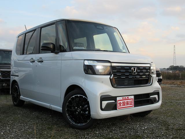 Ｎ－ＢＯＸカスタム ターボコーディネートスタイル　ホンダセンシング　現行モデル　届出済み未使用　純正９型ナビ／フルセグＴＶ／ＤＶＤ再生／Ｂｌｕｅｔｏｏｔｈ／バックモニター　純正ドライブレコーダー　両側パワースライドドア　シートヒーター　ＬＥＤライト（24枚目）
