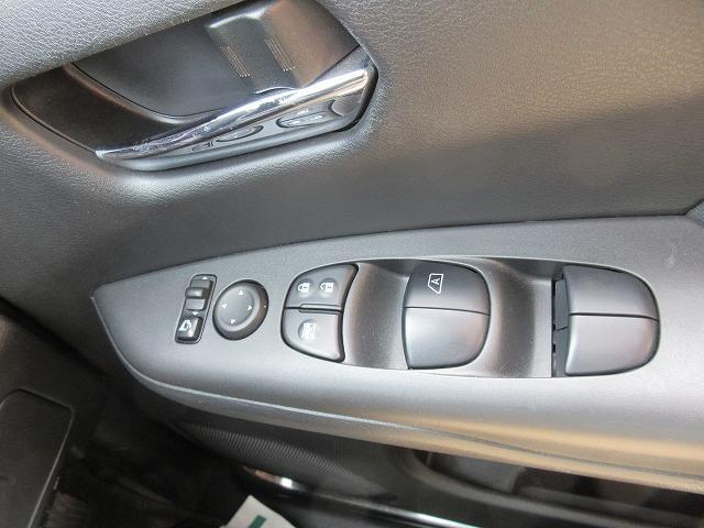 セレナ ハイウェイスター　Ｖセレクション　プロパイロット　全国走行無制限保証／車検２年整備　衝突被害軽減ブレーキ　全方位モニター　デジタルインナーミラー　８型ナビ／フルセグＴＶ／ＤＶＤ再生／ＣＤ録音／Ｂｌｕｅｔｏｏｔｈ　ＬＥＤライト（14枚目）