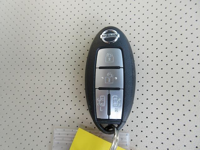 セレナ ハイウェイスター　Ｖセレクション　プロパイロット　全国走行無制限保証／車検２年整備　衝突被害軽減ブレーキ　全方位モニター　デジタルインナーミラー　８型ナビ／フルセグＴＶ／ＤＶＤ再生／ＣＤ録音／Ｂｌｕｅｔｏｏｔｈ　ＬＥＤライト（19枚目）