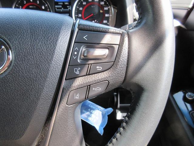 アルファード ２．５Ｓ　タイプゴールドＩＩ　７人乗り　パワーバックドア　新車メーカー保証継承／車検２年整備　後席用１２．１型フリップダウンモニター　純正９型ディスプレイオーデイオ／フルセグＴＶ／ＤＶＤ再生／ＣＤ／Ｂｌｕｅｔｏｏｔｈ　ＥＴＣ（12枚目）