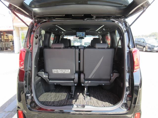 アルファード ２．５Ｓ　タイプゴールドＩＩ　７人乗り　パワーバックドア　新車メーカー保証継承／車検２年整備　後席用１２．１型フリップダウンモニター　純正９型ディスプレイオーデイオ／フルセグＴＶ／ＤＶＤ再生／ＣＤ／Ｂｌｕｅｔｏｏｔｈ　ＥＴＣ（27枚目）