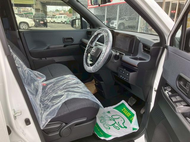 サクラ Ｘ　新車メーカー保証継承　全方位モニター　純正９型ナビ／フルセグＴＶ／ＤＶＤ再生／ＣＤ録音／Ｂｌｕｅｔｏｏｔｈ　純正フロアマット／ドアバイザー　インテリジェントキー　プッシュスタート　禁煙車（22枚目）