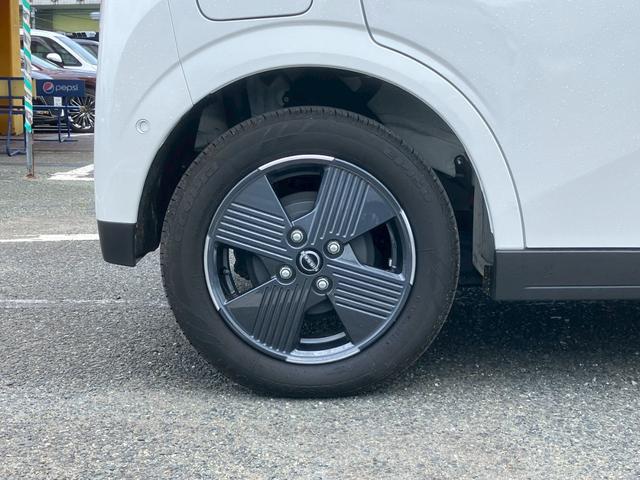 サクラ Ｘ　新車メーカー保証継承　全方位モニター　純正９型ナビ／フルセグＴＶ／ＤＶＤ再生／ＣＤ録音／Ｂｌｕｅｔｏｏｔｈ　純正フロアマット／ドアバイザー　インテリジェントキー　プッシュスタート　禁煙車（27枚目）